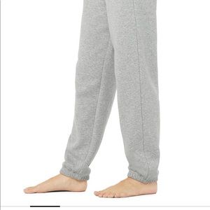 Alo Yoga Accolade Sweatpants